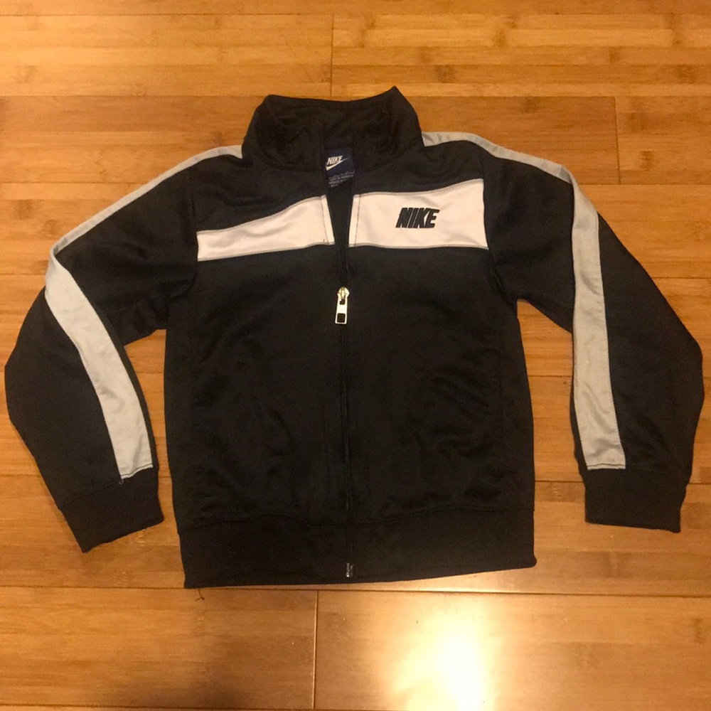 Kids Nike black dri fit zip up jacket